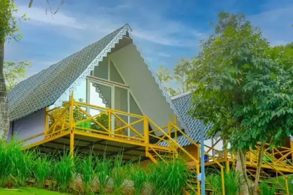 room with attached washroom near pawna lake